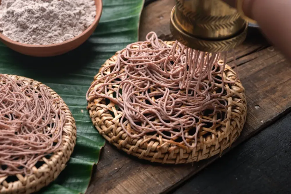 Karuppu Kavuni Idiyappam